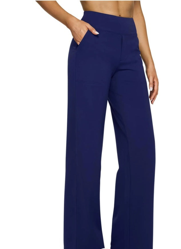 Loose-pocket yoga pants