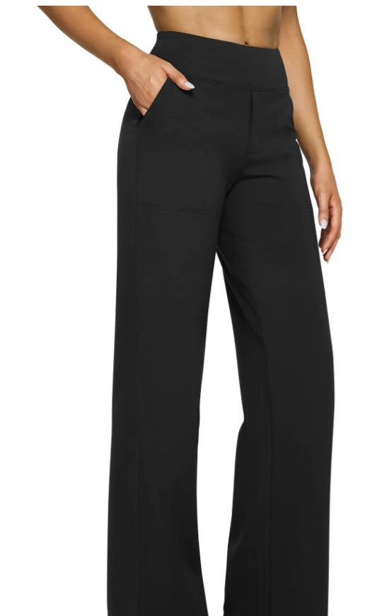 Loose-pocket yoga pants