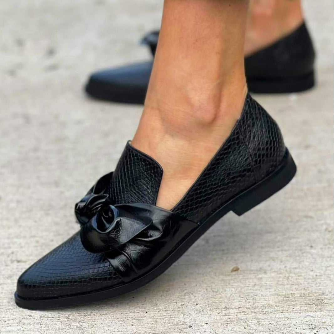 Women's Pointed Toe Buckle Casual Flat Shoes